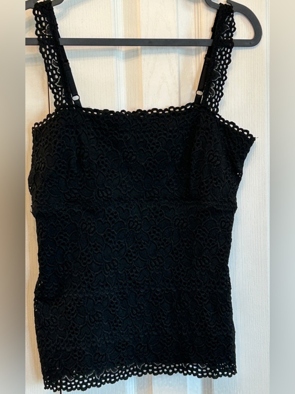 Le Chateau Black Lace Trim Camisole M Y2K Vintage Adjustable EUC